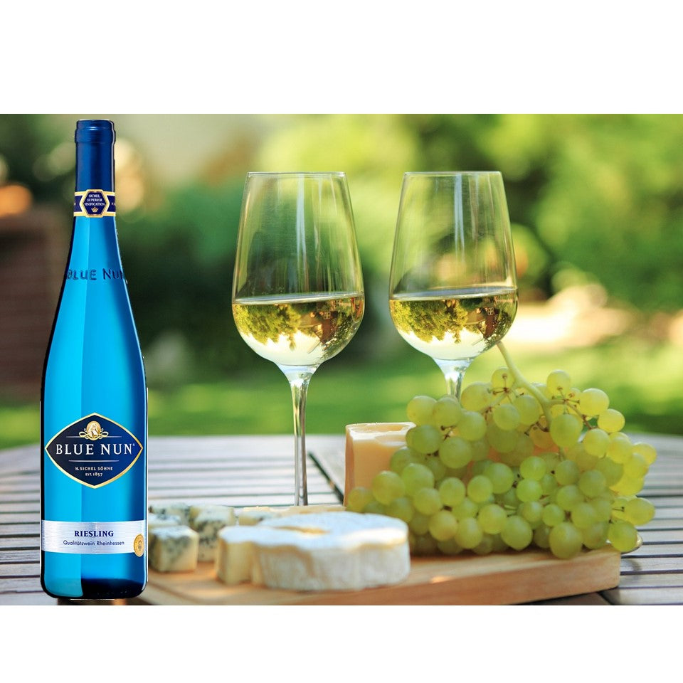SHOP24 BLUE NUN Riesling White wine is one of the world’s oldest German wine brands 10.5% Alc